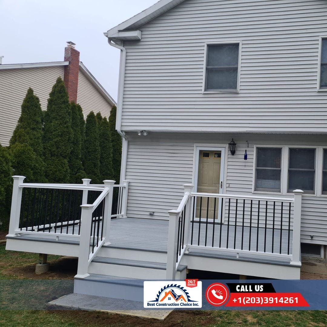 Who provides free deck building quotes?